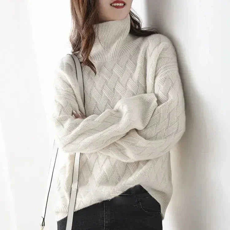 Damenpullover mit femininer Passform | Colosy